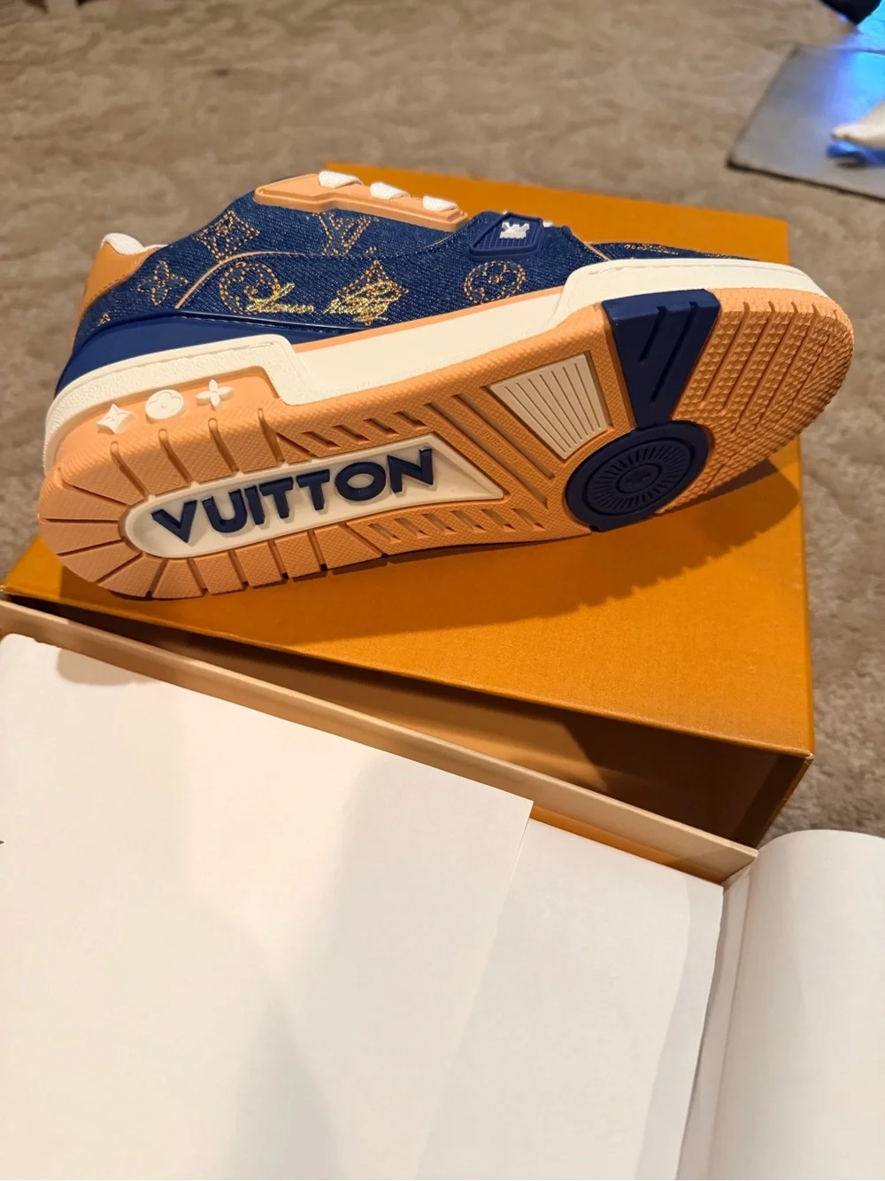 Louis Vuitton louis vuitton